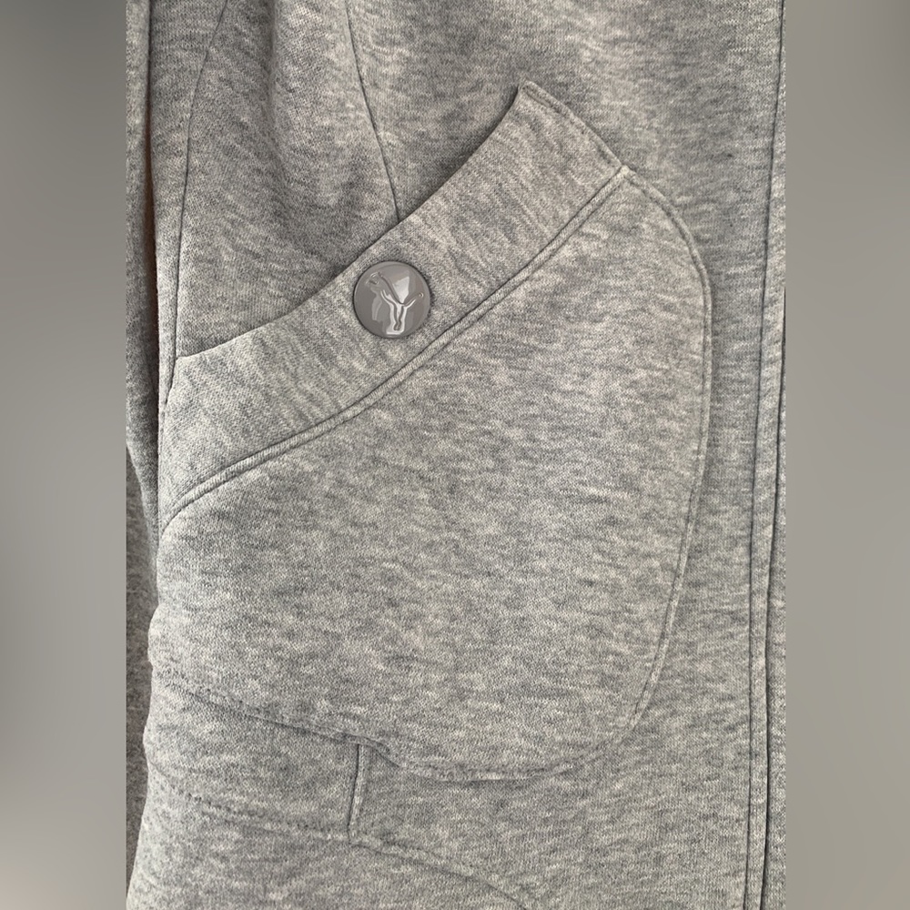 Puma light gray shacket size XS - Picture 12 of 12